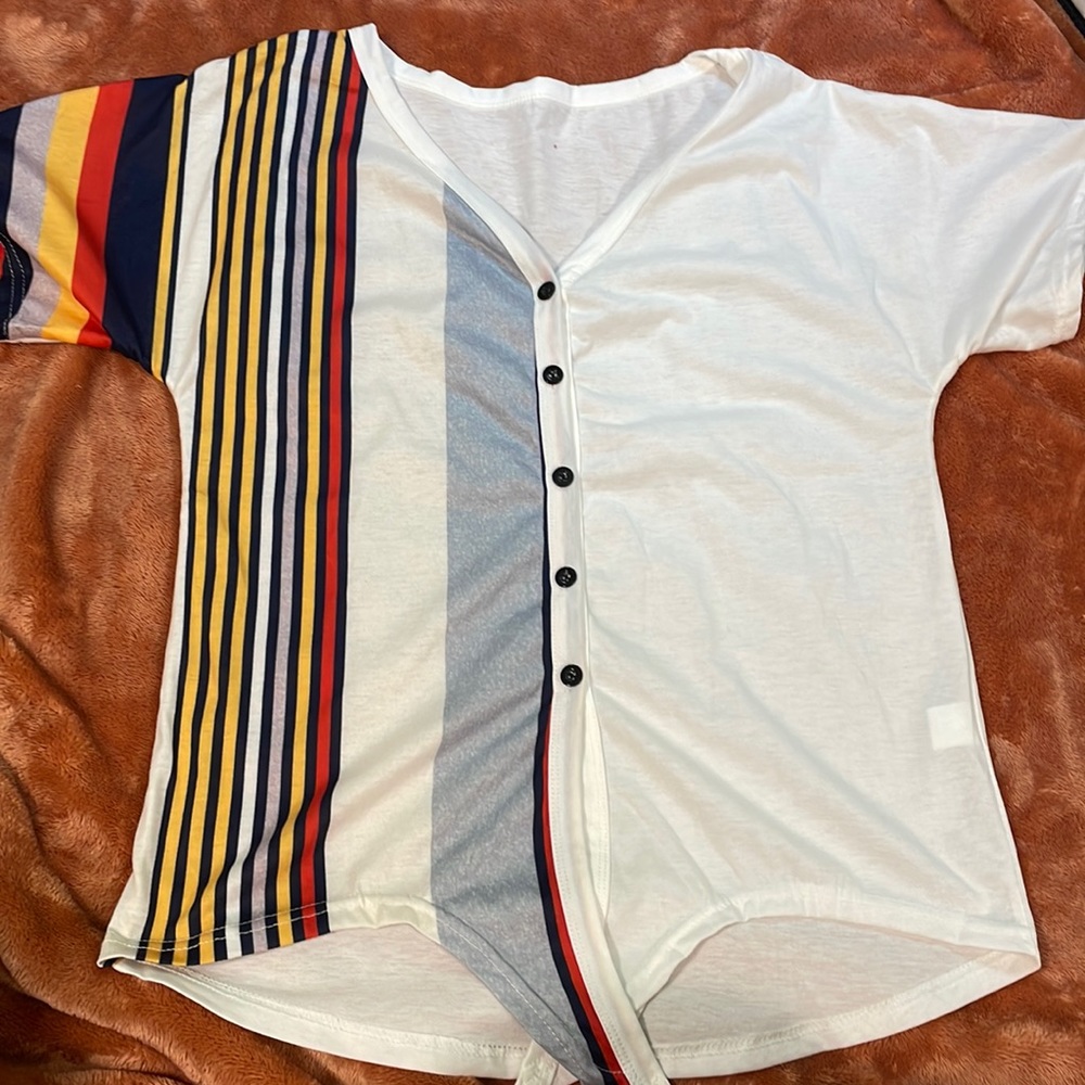 Medium front tie shirt